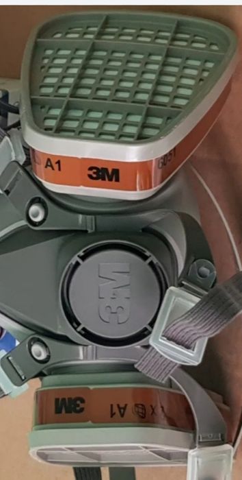 Masca 3M + accesorii