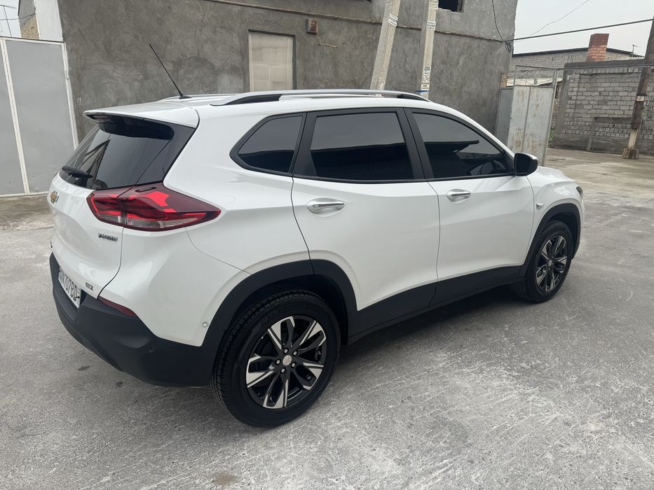 Boshiga 12500$ 18oy uchmilion uchyuzmindan 2 LTZ polni navarot