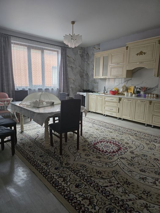 Срочно продам двухэтажный дом