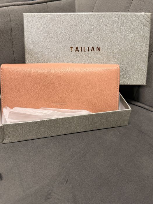 Кожено дамско портмоне - розово