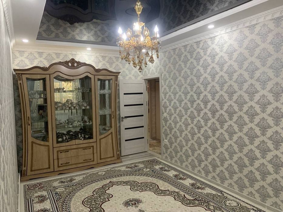 Продается 3 комн квартира, 80 кв м, первый этаж, ремонт, Чирчик