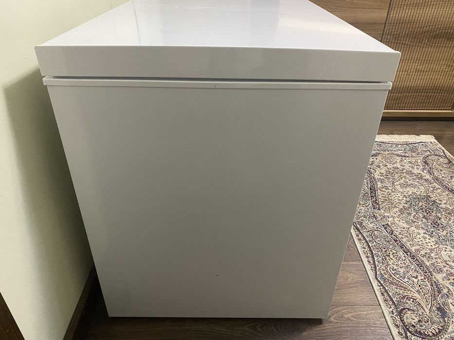 Продам два морозилника идеал состояние