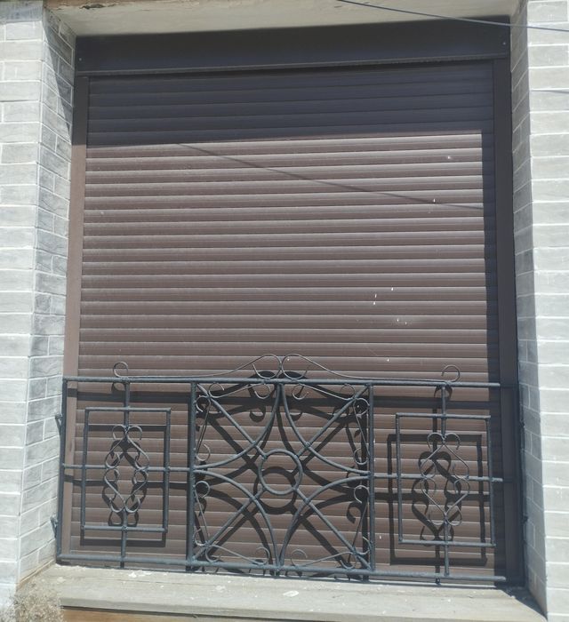 Ролставни на окна