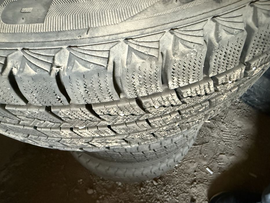 Диск с зимной шиной