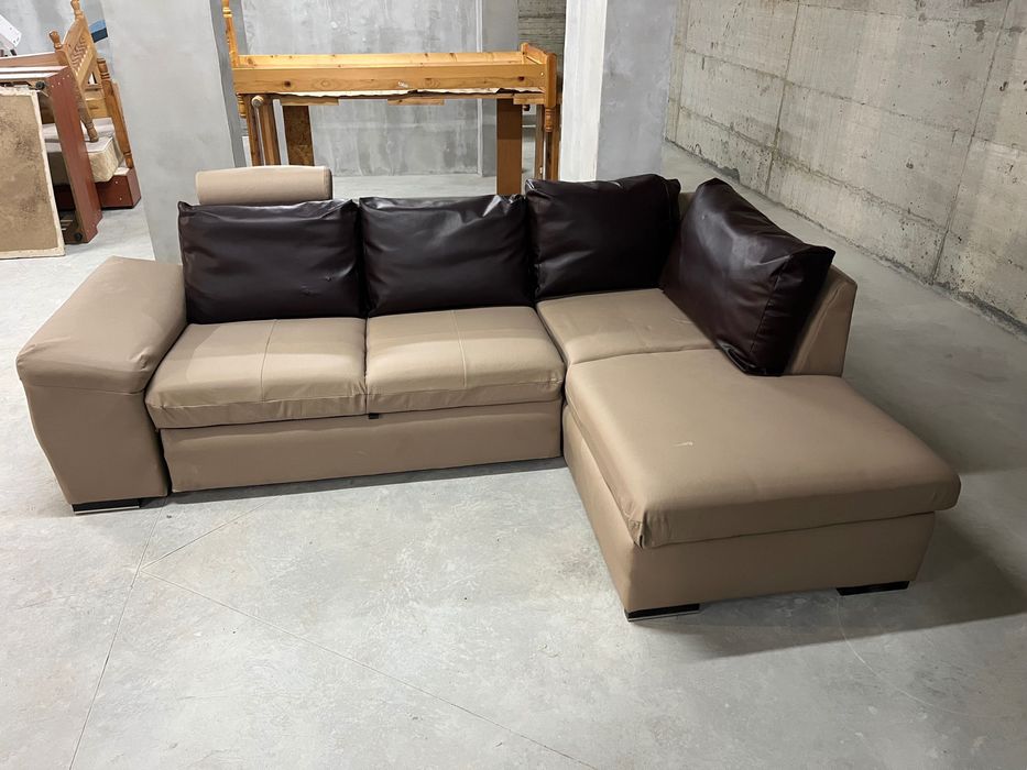 Кожен разтегателен диван