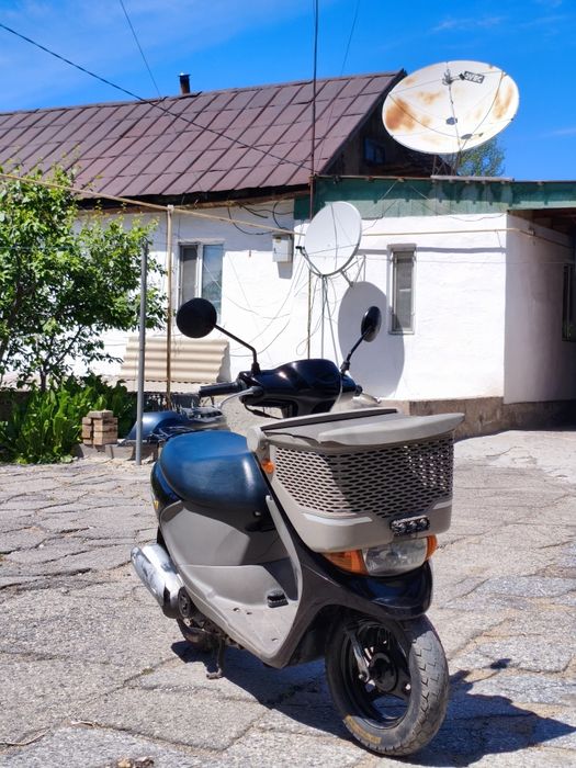 Продвм скутер Suzuki Lets 4