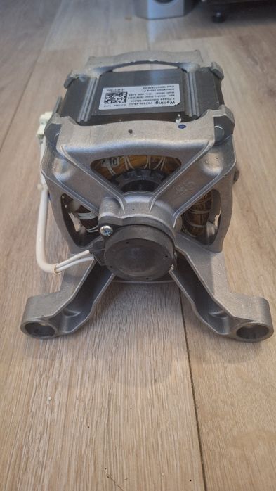 Ел двигател за пералня Indesit