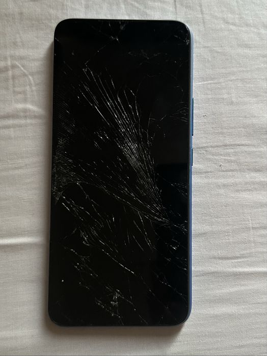 продам телефон infinix 64гб