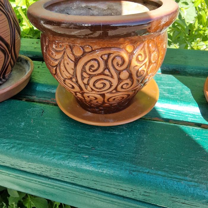 Продам глиняные горшки