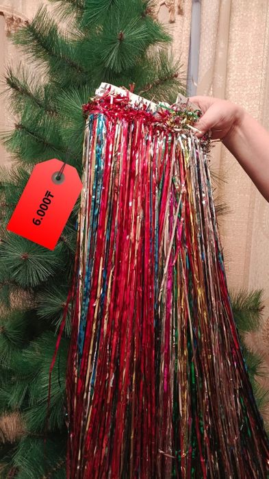 Продам Ёлку + игрушки в подарок.