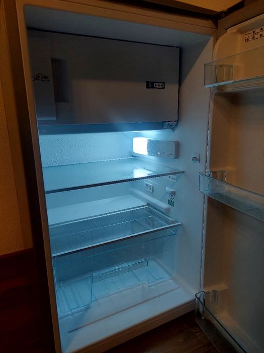 Frigider Candy 106 Litri