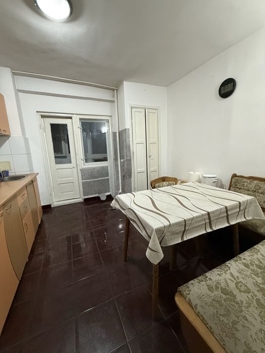 Vand apartament 2 camere B-dul Dacia