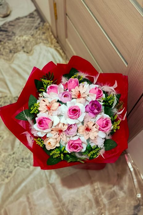 Букет суний гул совга учун