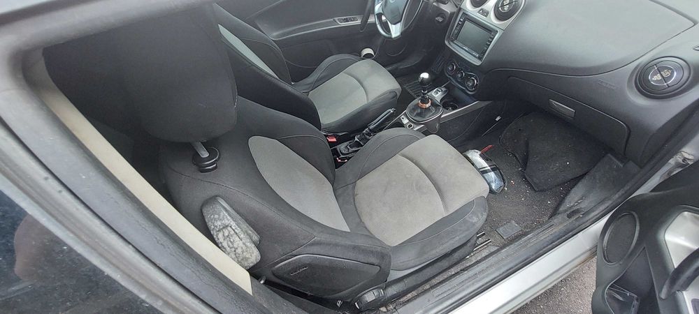 Alfa Romeo MiTo 1,4 i , Алфа Мито на части!
Януари 2010