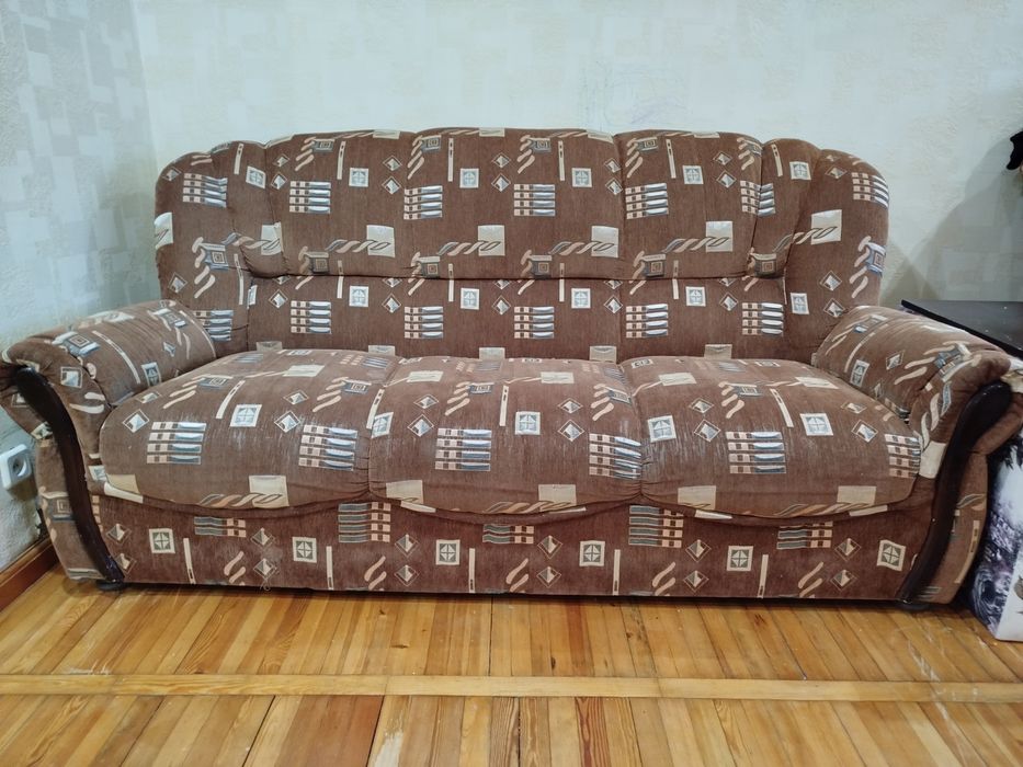 Диван и кресло 2 шт