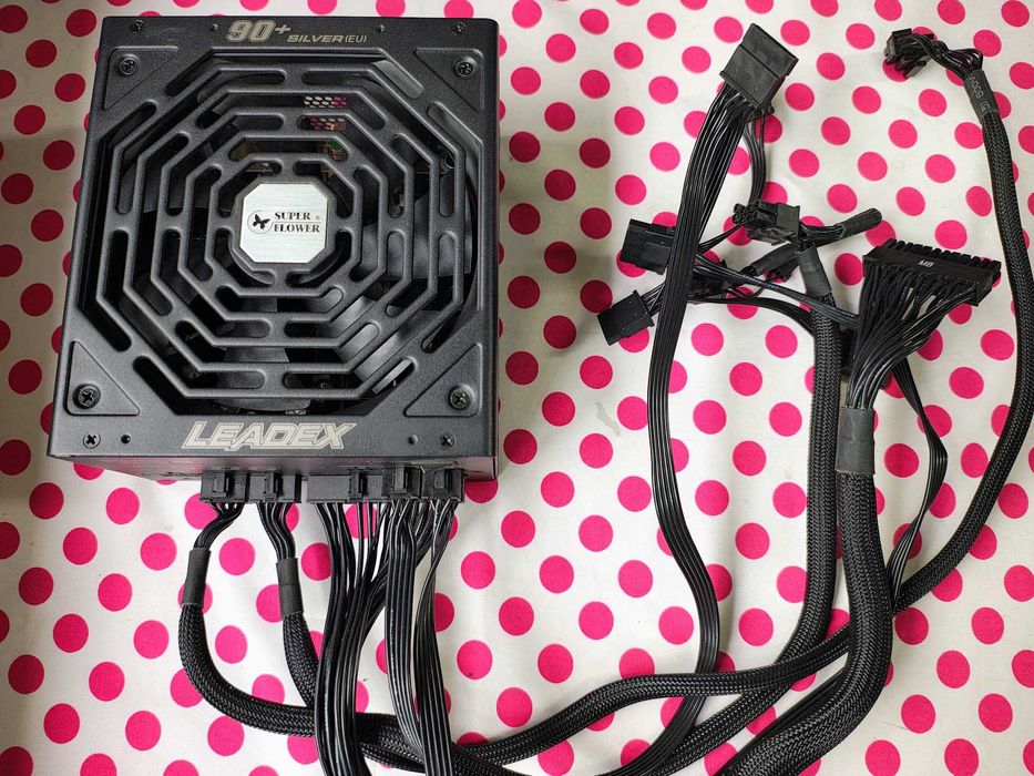 Sursa Super Flower SF-550F14MT, 550W 80+ Silver