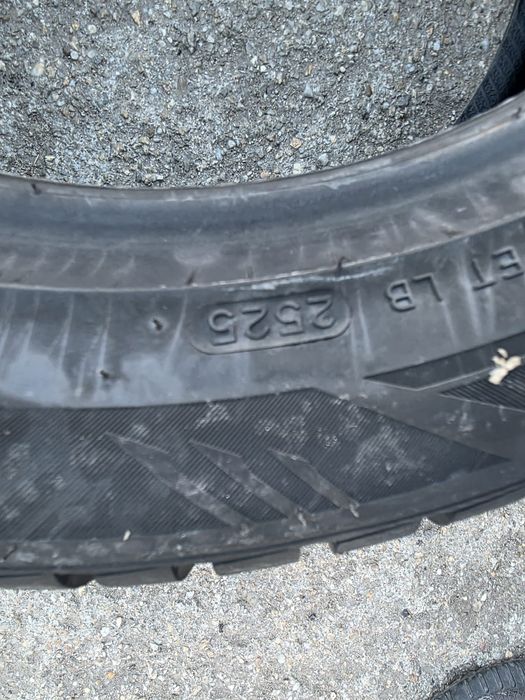 Anvelope noi iarna Laufenn 225/50R17 DOT 2025