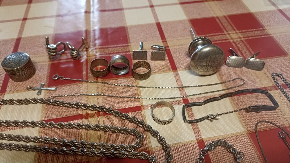 Diferite bijuterii și obiecte din argint 925 sau 800, garanție