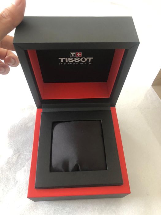 Часы б/у Tissot prx в отличном состоянии