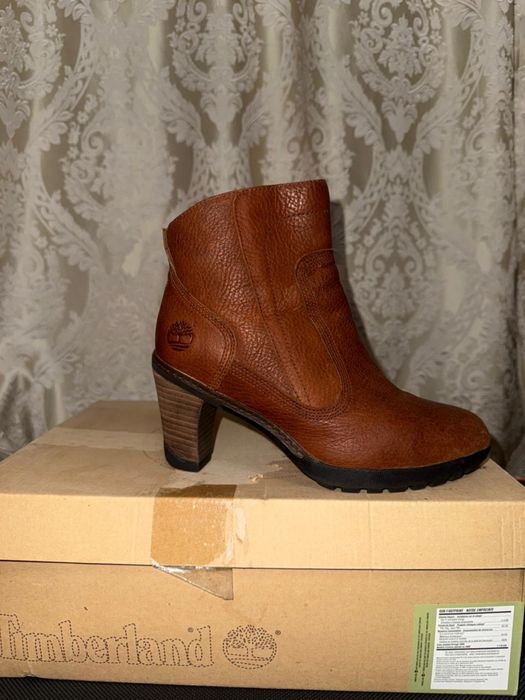 Кожаные ботильоны