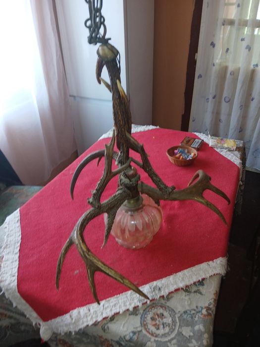 Candelariu din coarne de cerb