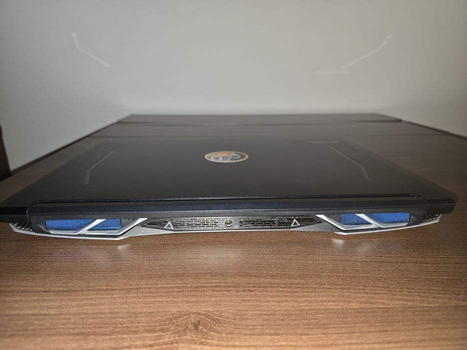 Vand laptop gaming Acer Predator Helios 300 PH317-55