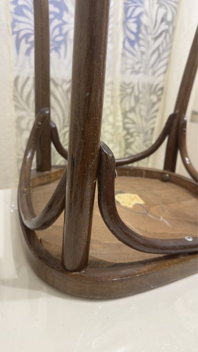 Продаи два стула советских времен