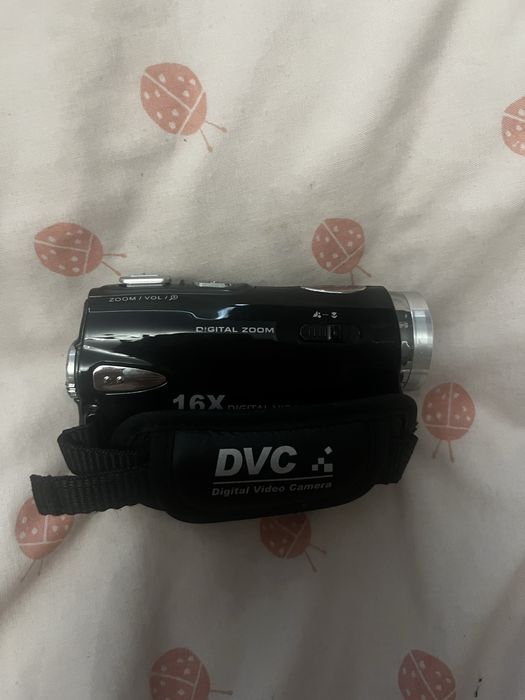 Видеокамеру sony