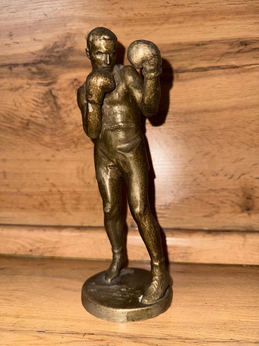 Статуэтка боксер силумин 60 е года