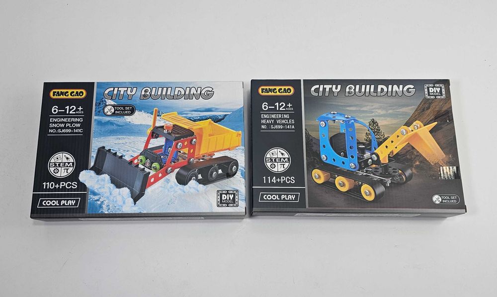 Метални конструктори на ниски цени 6 вида на машини - багер, самосвал.