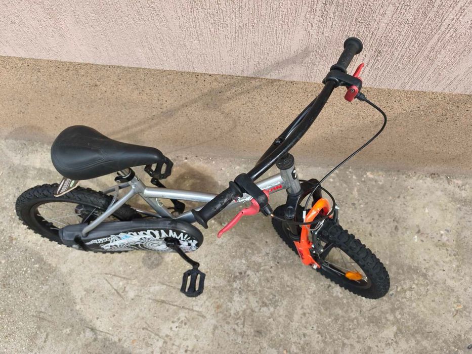 Детски велосипед 16 цола Btwin с преден амортисьор