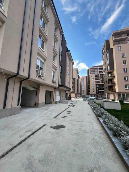Продава се Тристаен апартамент в Пловдив, Христо Смирненски - 117 кв.м за 1069 €/кв.м - Снимка #3