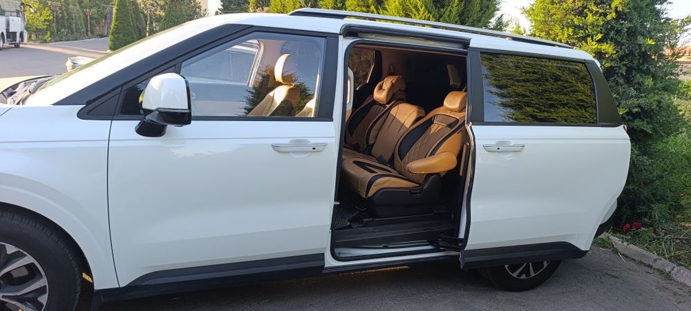 Автоуслуга KIA Carneval до 8 пассажиров Свадьбы Роддом ЭкскурсииТуризм