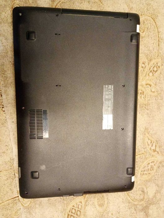 Лаптоп ASUS F551M - цял или за части