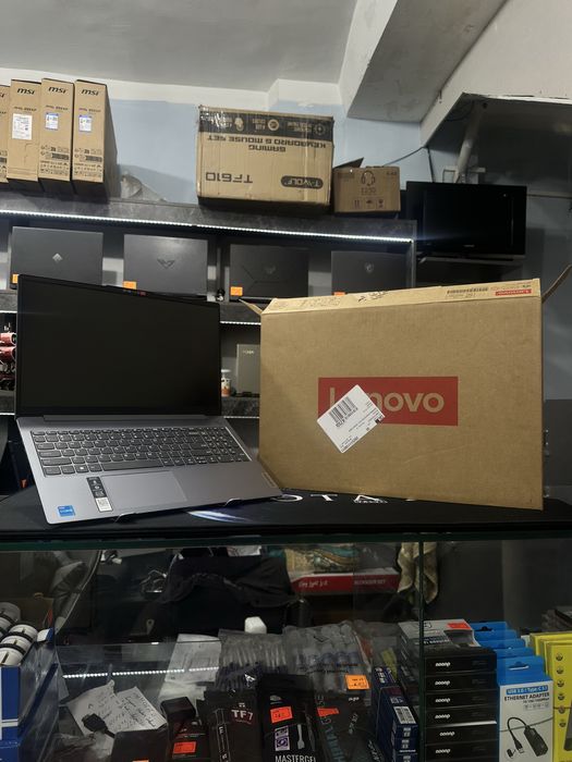 YANGI Lenovo ideapad Slim Intel Core i3-N305