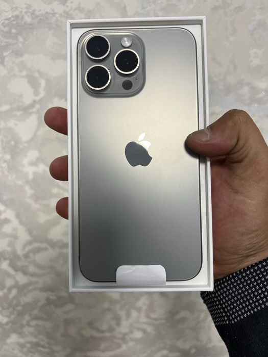 Apple Iphone 15 pro Max 256 Natural