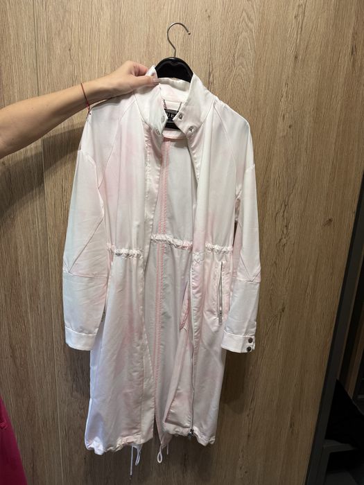 Дълга ветровка/парка Guess