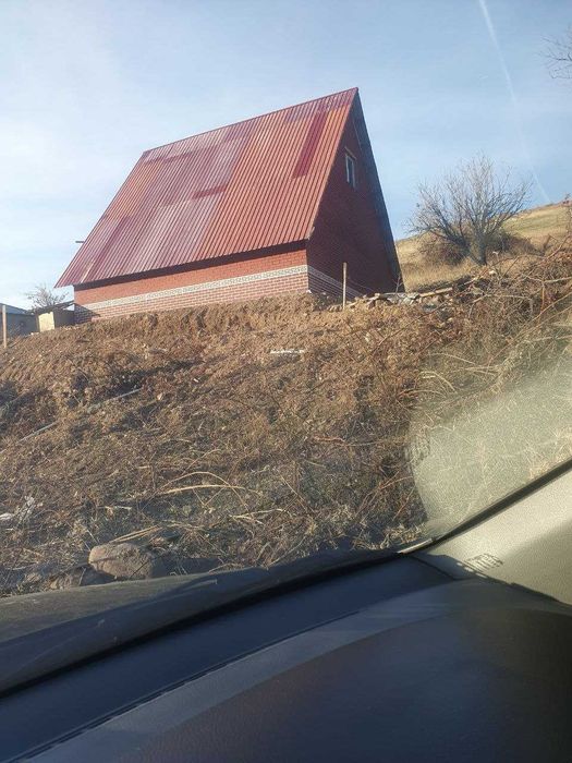 Продается Дачный домик на Янгиабаде !!!