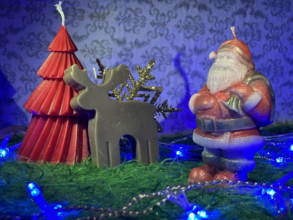 Свещи и фигурки от силикон ръчно изработени