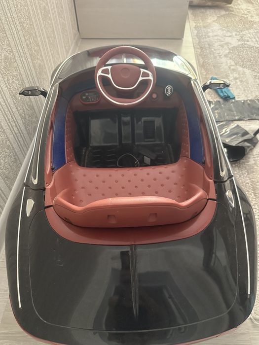 Десткая машинка Maybach