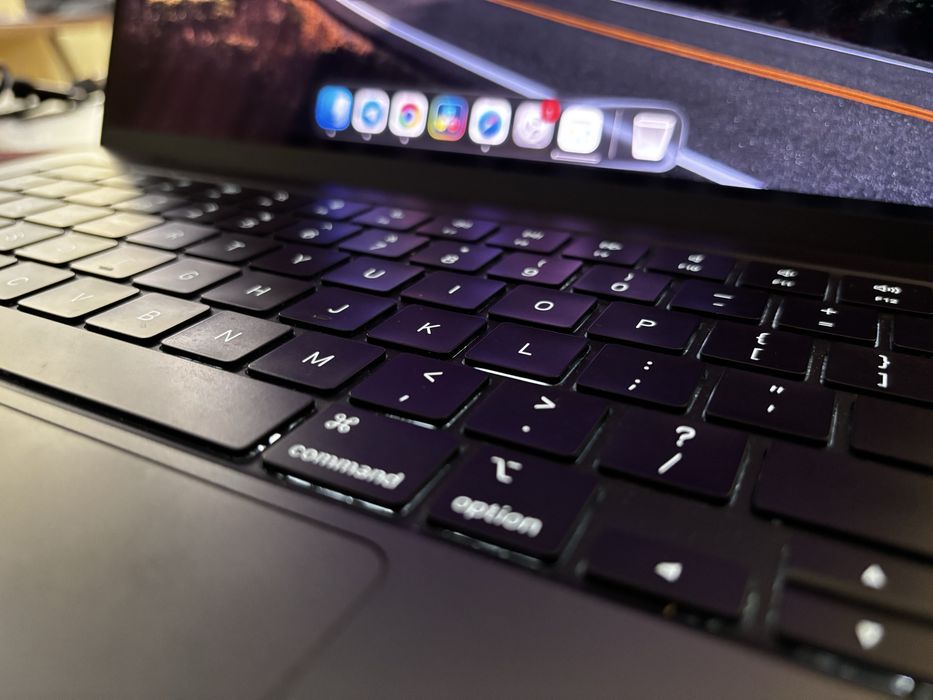 MacBook M4Pro, 24gb ram, 512gb storage