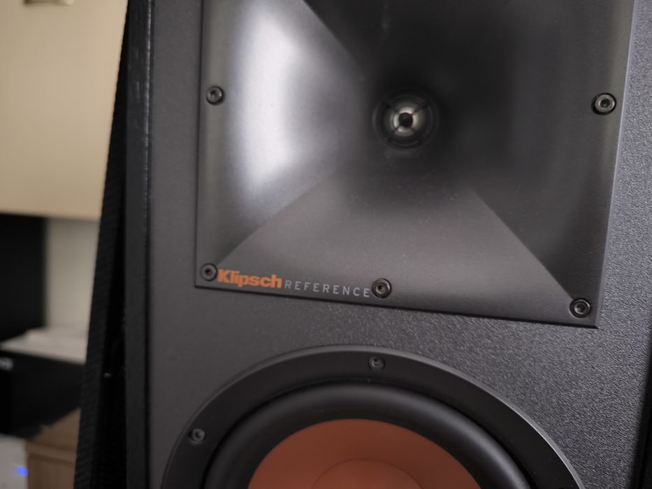 Klipsch R-610F колони