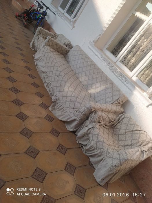 Divan+2 kreslo 450.000 сум