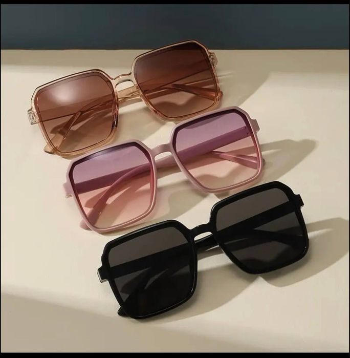 Очки солнечные, модные