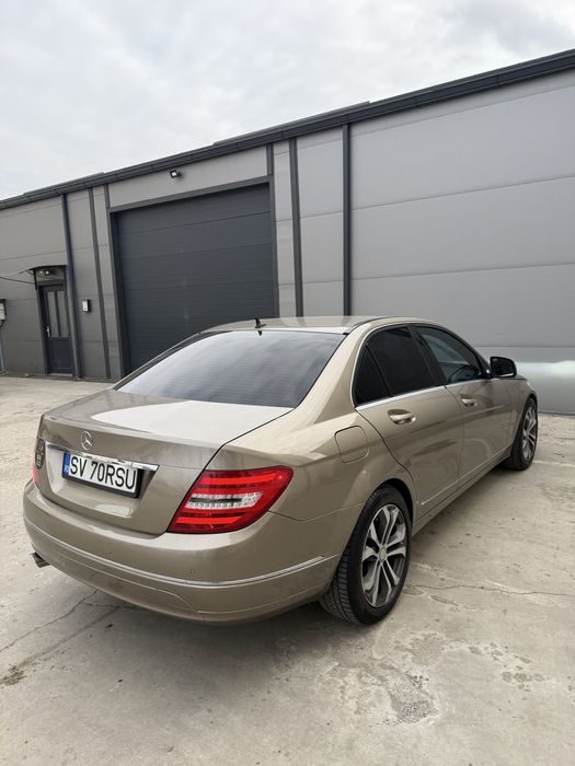 Mercedes C220  170hp