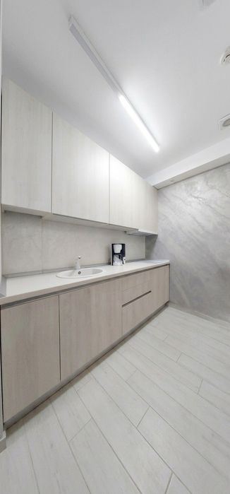 Proprietar închiriez apartament o camera decomandat  lux