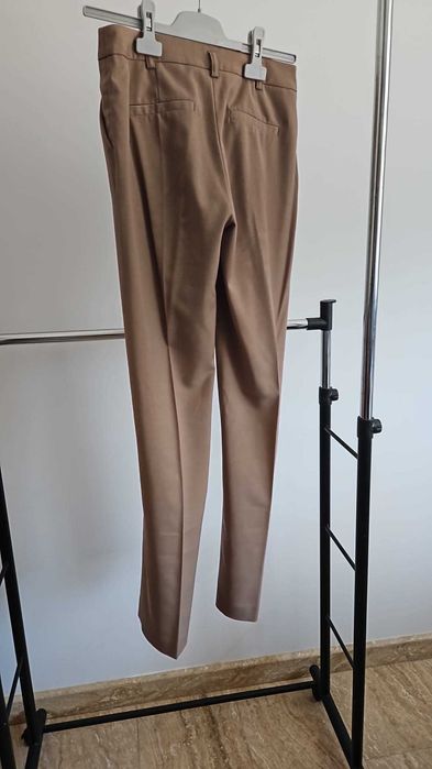 Pantaloni eleganți bej NISSA Basic mărimea 38 – office / casual