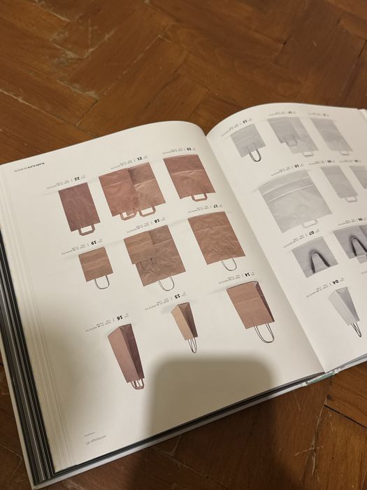 Книга за дизайнери Blank Slate