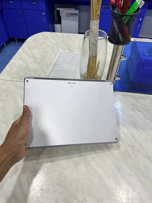 Microsoft surface 4