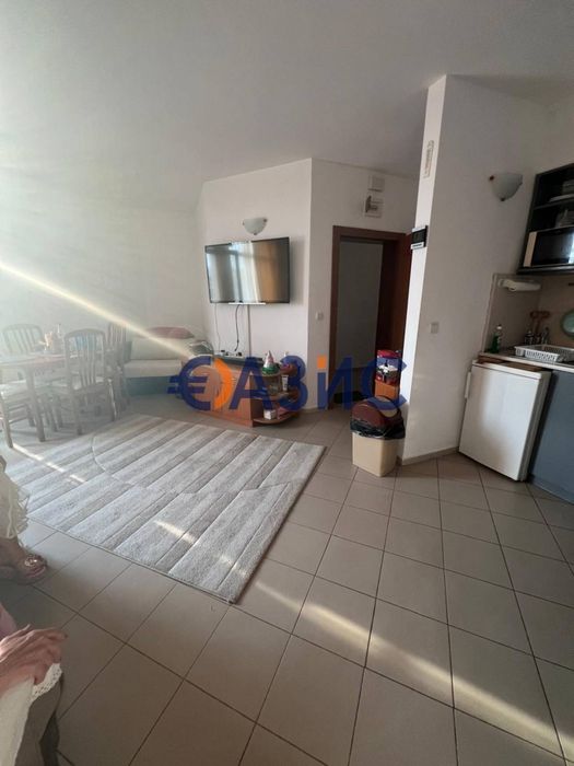 Продава се Двустаен апартамент в к.к. Слънчев бряг - 68 кв.м за 1317 €/кв.м - Снимка #5